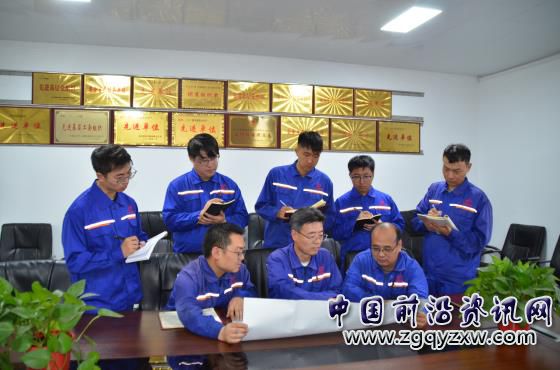 ͼΪ���⼯��Ա���ڿ�չ�������ء������� ��.JPG