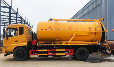 1733123079352631.png 吸污车01.png